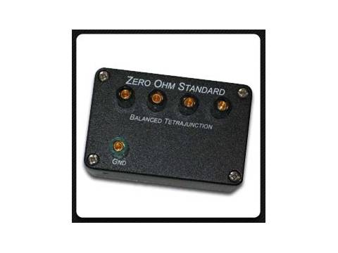 Standard rezystancji Ohm-Labs 100-0 Zero Ohm, 50 nanoomów, 5A w trybie ciągłym