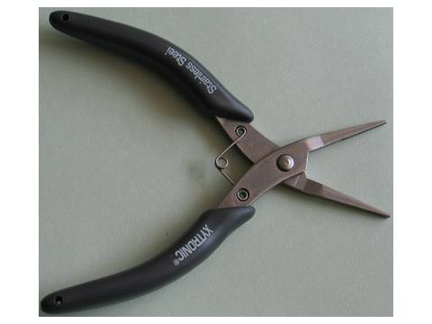 AX102 Xytronic flat pliers